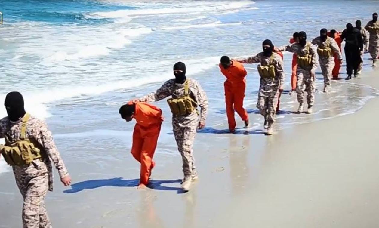 Λιβύη: Οι αρχές εντόπισαν μαζικό τάφο με 34 σορούς Χριστιανών σε πρώην προπύργιο του ΙΚ