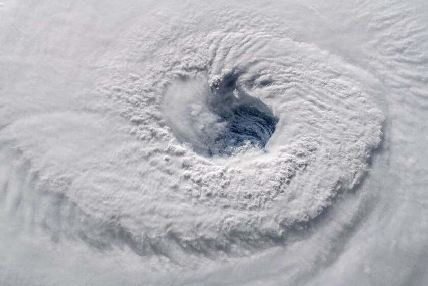12 Σεπτεμβρίου: To «μάτι» του τυφώνα Φλόρενς