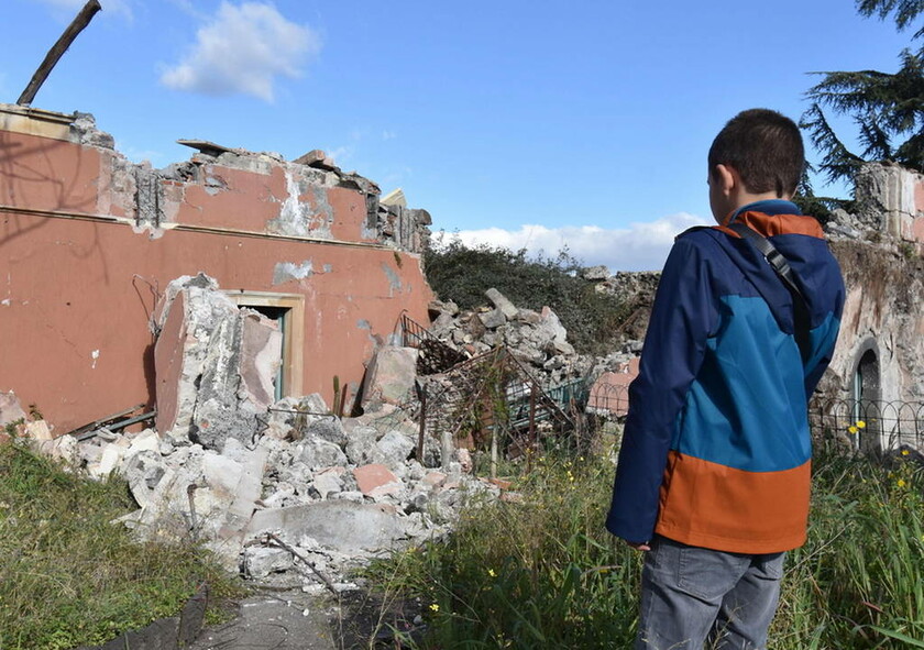 Ιταλία: Μειώνεται η δραστηριότητα της Αίτνας - Αισιοδοξία στους κατοίκους της Κατάνης (pics)
