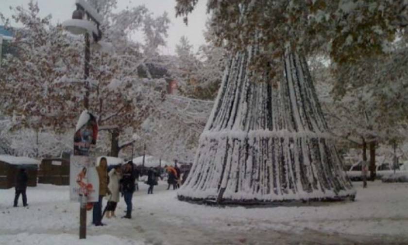 Καιρός: Xιόνι την Πρωτοχρονιά ακόμα και μέσα στη πόλη της Λάρισας