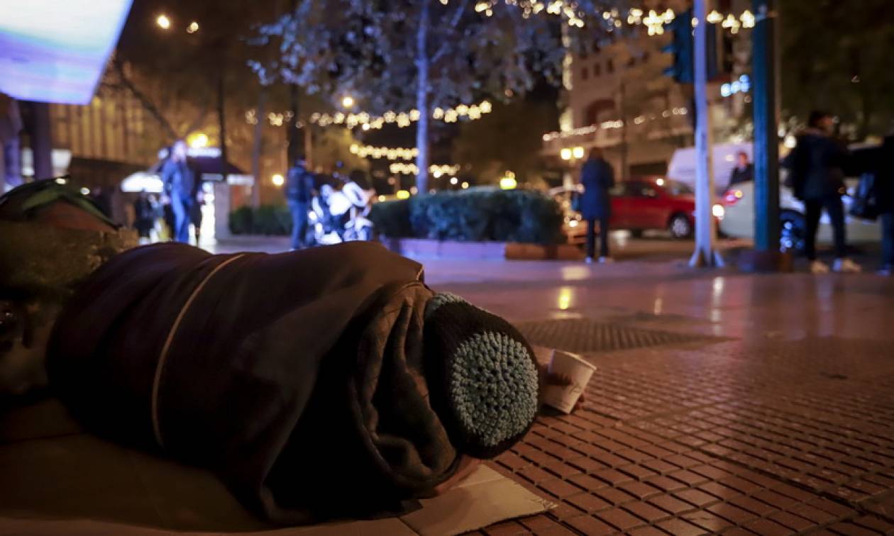 Κακοκαιρία: Θερμαινόμενος χώρος στην Αθήνα για την προστασία των αστέγων από το πολικό ψύχος