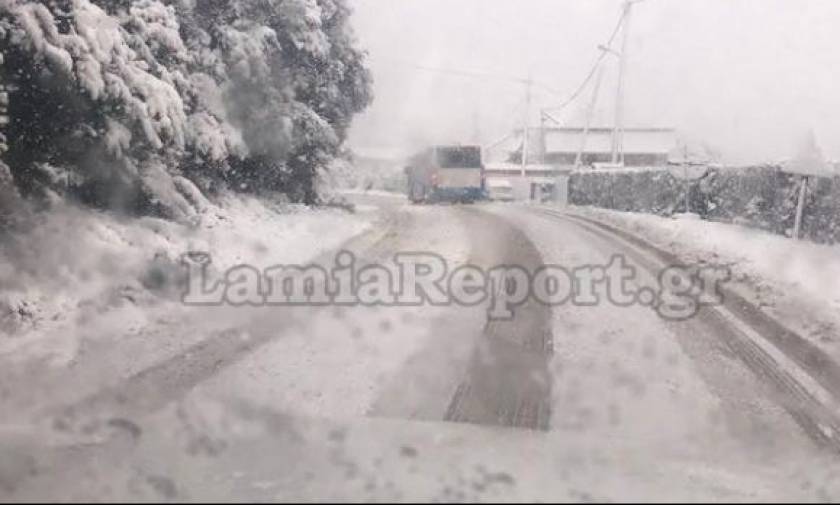 Καιρός: Διακόπηκαν τα δρομολόγια του ΚΤΕΛ Λαμίας