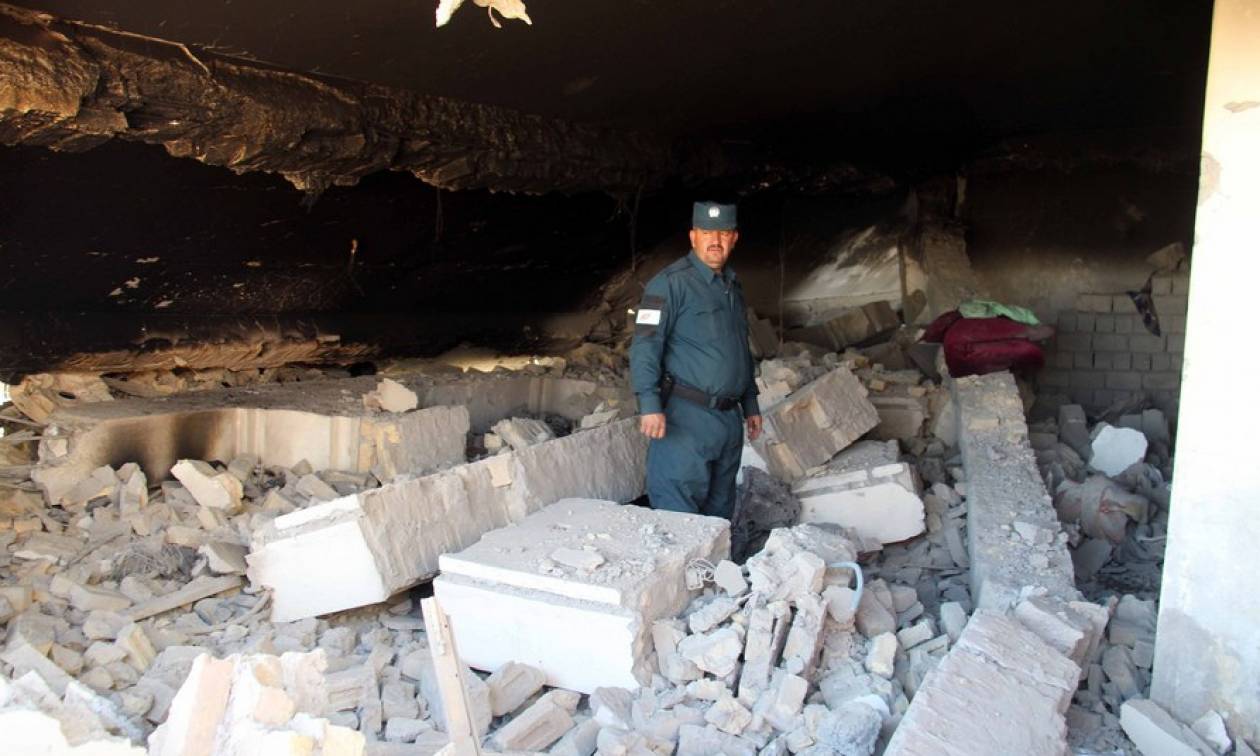 Αφγανιστάν: Τουλάχιστον 30 νεκροί από κατολίσθηση σε χρυσωρυχείο (pic)