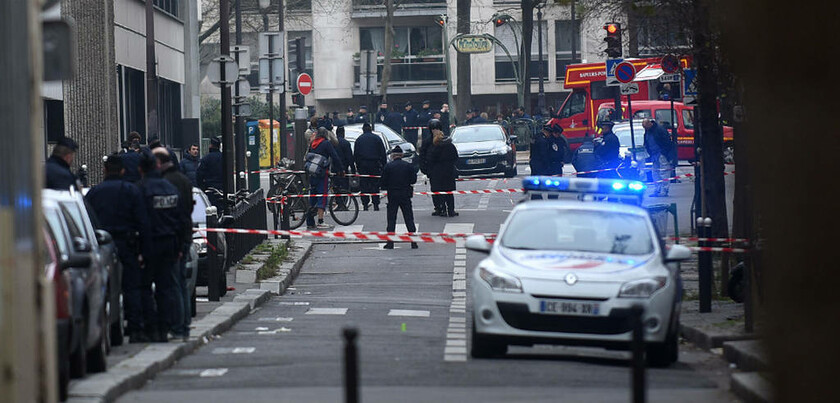 Σαν σήμερα το 2015 σημειώνεται η τρομοκρατική επίθεση στο περιοδικό Charlie Hebdo στη Γαλλία (vid)