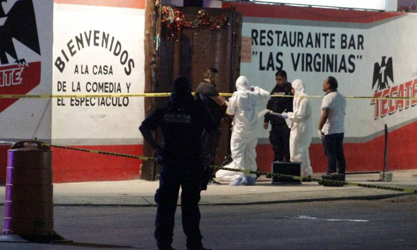 Μακελειό σε μπαρ στο Μεξικό: Τουλάχιστον εφτά νεκροί (pic)