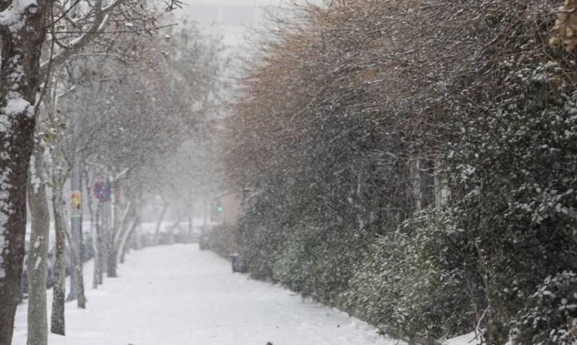 Θρίλερ έξω από τη Θεσσαλονίκη με εγκλωβισμένο άνδρα στα χιόνια: Το μήνυμα που έστειλε