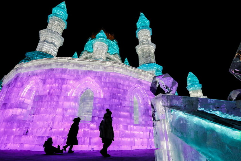 Μέσα στο εντυπωσιακό φεστιβάλ πάγου της Κίνας που χρονολογείται από το 1963 (photos)
