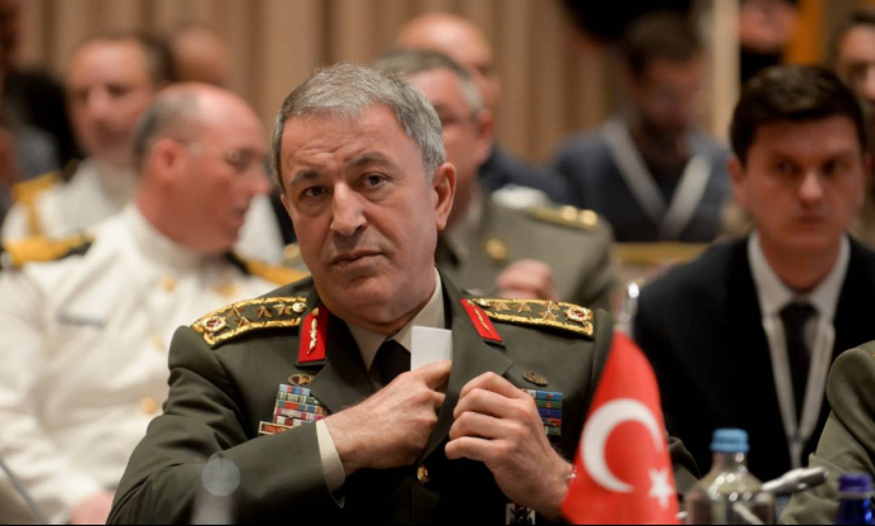 Τούρκος υπουργός Άμυνας: «Θα θάψουμε τους τρομοκράτες στα χαρακώματα»