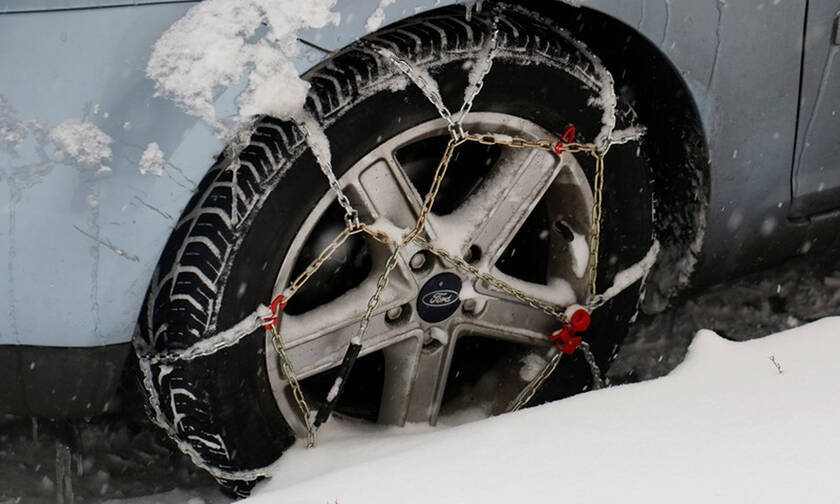 Καιρός - Χιονοπτώσεις: Ποιοι δρόμοι είναι κλειστοί - Πού χρειάζονται αντιολισθητικές αλυσίδες
