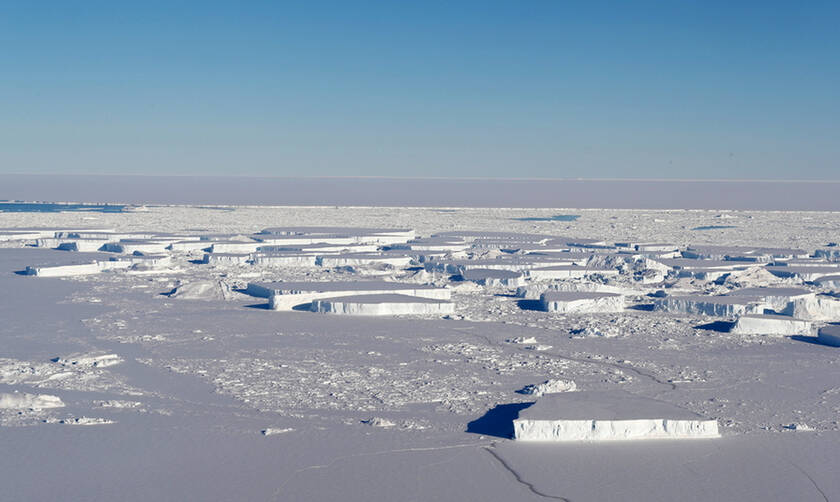 Σήμα κινδύνου από την Ανταρκτική: Χάνει εξαπλάσιους πάγους κάθε χρόνο (pics)
