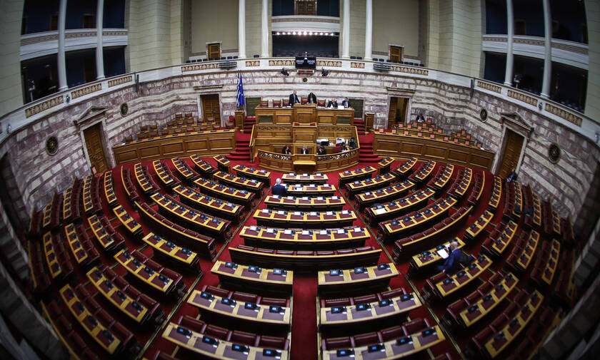 Βουλή LIVE: Δείτε τη συζήτηση για την ψήφο εμπιστοσύνης στην κυβέρνηση
