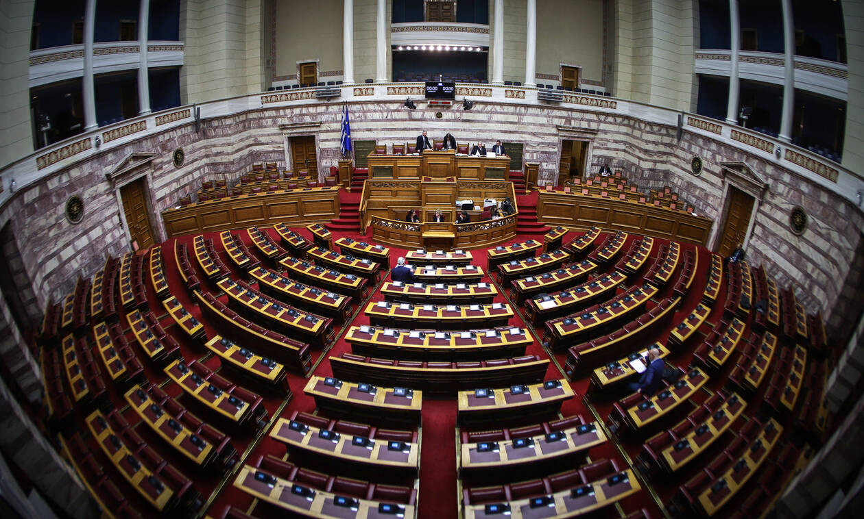 Βουλή LIVE: Δείτε τη συζήτηση για την ψήφο εμπιστοσύνης στην κυβέρνηση