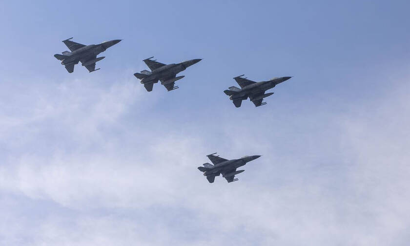 «Σουρωτήρι» και πάλι το Αιγαίο: Πέντε εικονικές αερομαχίες και 62 παραβιάσεις από τουρκικά μαχητικά