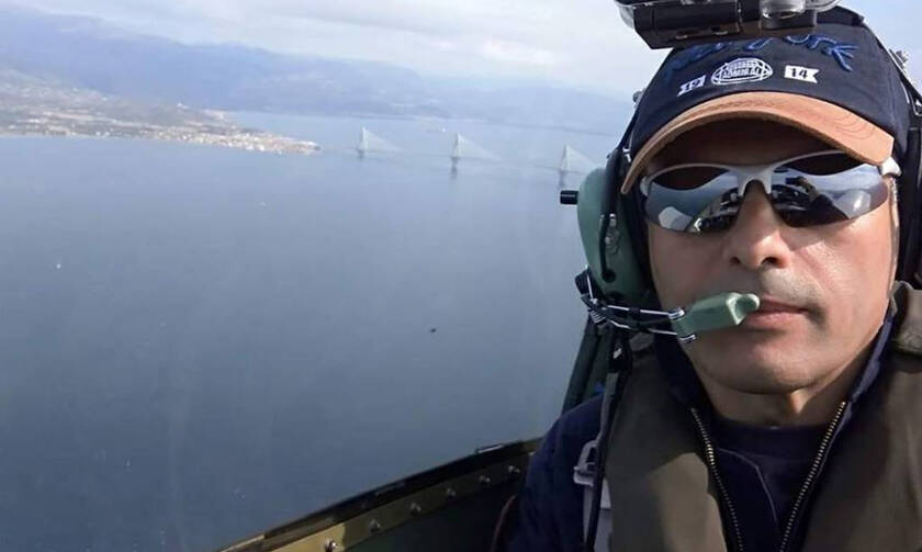 Πτώση αεροσκάφους στο Μεσολόγγι: Ποιος είναι ο πιλότος που αγνοείται (pics)