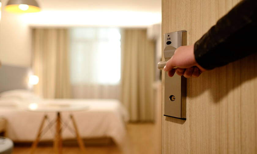 Θεσσαλονίκη: Μπήκαν στο δωμάτιο του ξενοδοχείου κι ακολούθησε ο χειρότερος εφιάλτης τους