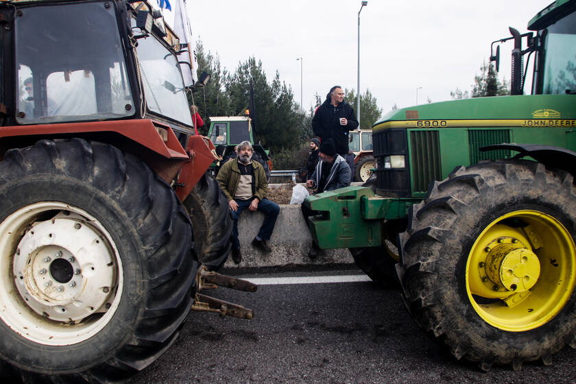 Σε μαζικές αγροτικές κινητοποιήσεις καλούν οι αγρότες της Θεσσαλίας