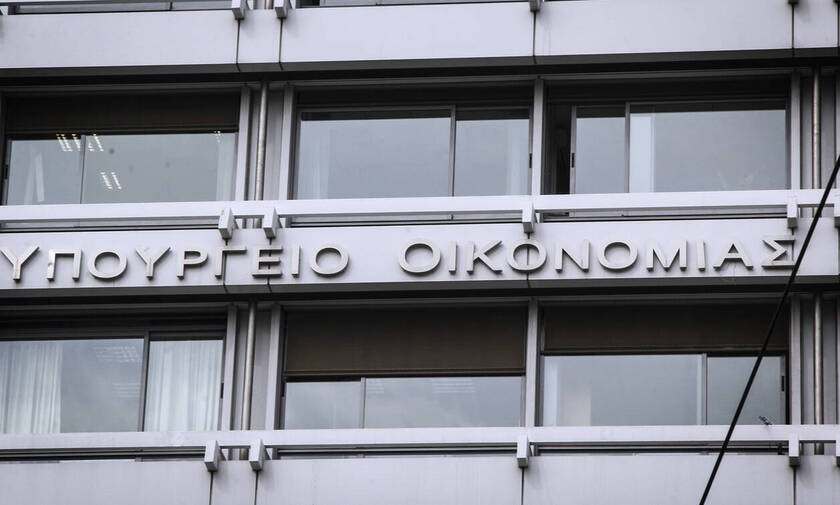 Greek new five-year bond interest rate to range between 3.6-3.7 pct, sources say