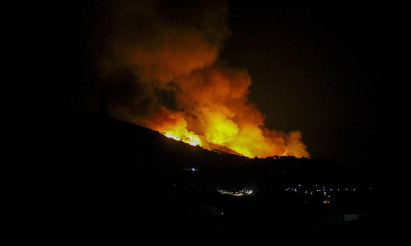 Φωτιά στην Ηλεία: Σε ύφεση η πυρκαγιά που εκδηλώθηκε κοντά στη λίμνη Καϊάφα