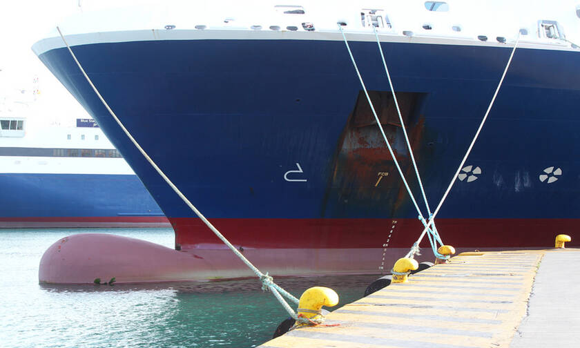 Κακοκαιρία: Δεμένα τα πλοία στα λιμάνια - Πού ισχύει απαγορευτικό απόπλου