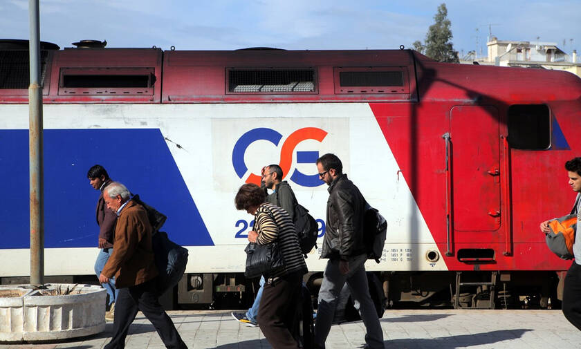 Φθιώτιδα: Ταλαιπωρία για δεκάδες επιβάτες – Έκλεψαν καλώδια και «μπλόκαραν» τρένα