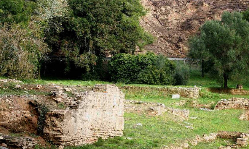 Κρόνιος Λόφος: Κατολισθήσεις απειλούν τον αρχαιολογικό χώρο της Ολυμπίας (pics)