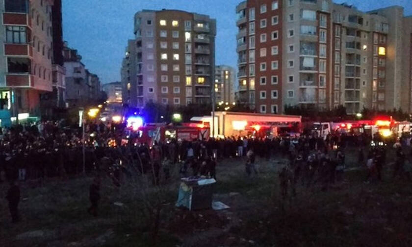 Τραγωδία στην Κωνσταντινούπολη: Ελικόπτερο συνετρίβη σε κατοικημένη περιοχή - Τέσσερις νεκροί 