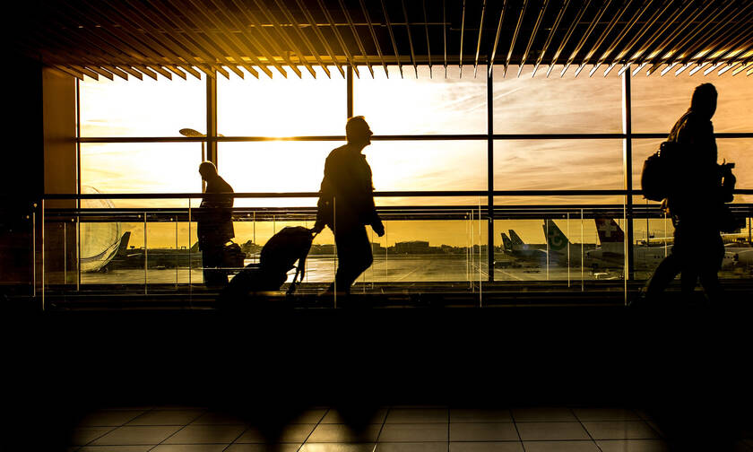 «Κανόνι» από γνωστή αεροπορική εταιρεία: Ακυρώνονται πτήσεις – Τι θα γίνει με τα εισιτήρια 
