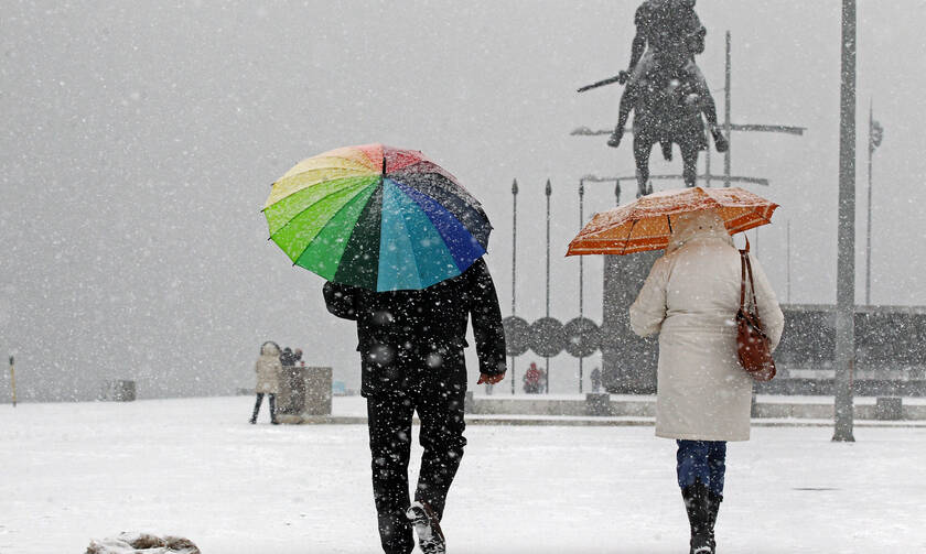 Καιρός – «Ωκεανίς»: Ανατροπή με το χιονιά! Τι θα συμβεί σε Αθήνα και Θεσσαλονίκη 