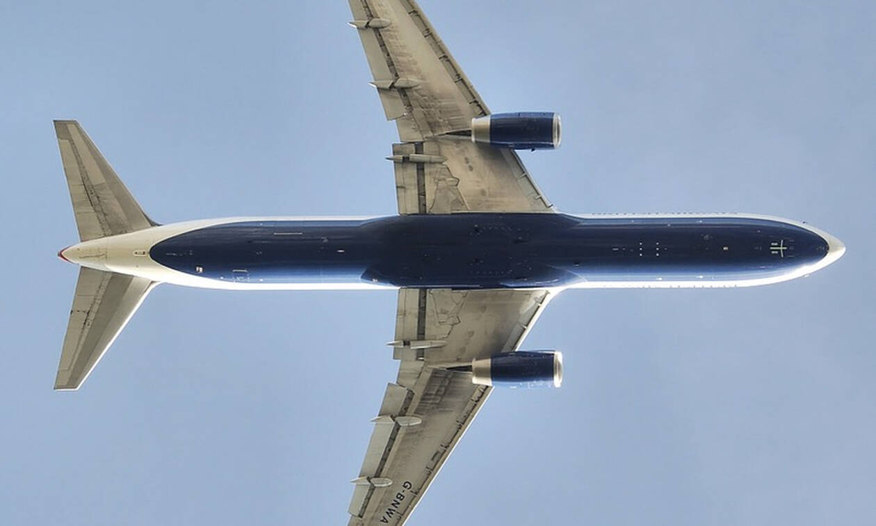 Ανασύρθηκαν δύο νεκροί από το μοιραίο Boeing 767 που συνετρίβη κοντά στο αεροδρόμιο του Χιούστον