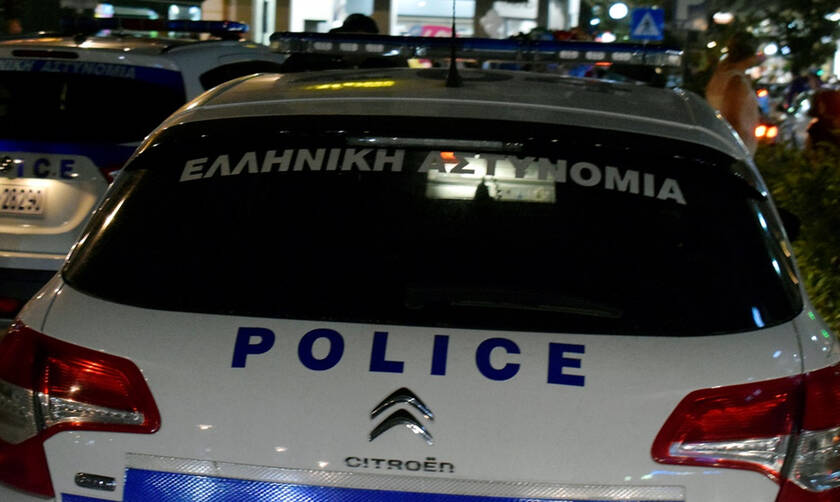Επεισοδιακή σύλληψη στο Ρέθυμνο: Πήρε δύο καλάσνικοφ στο χέρι και άρχισε να τρέχει