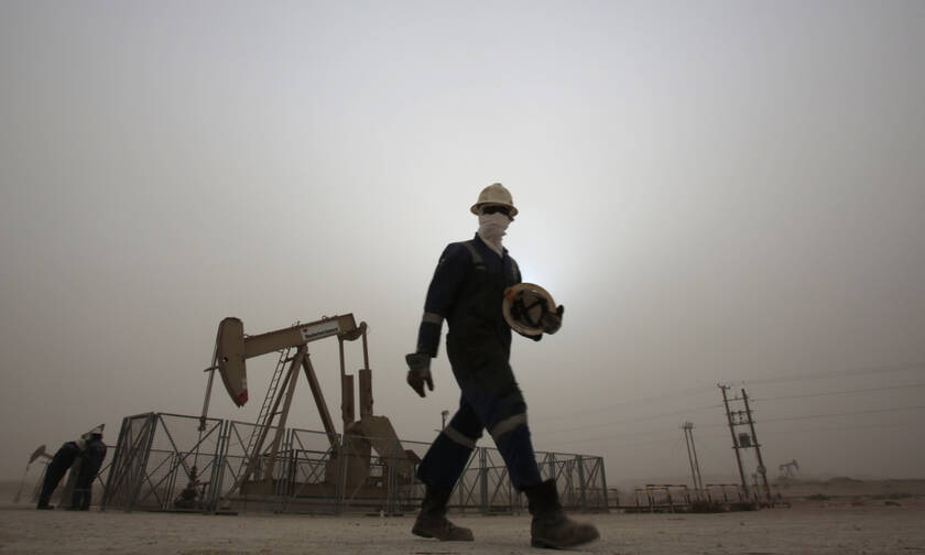 Οριακή πτώση στη Wall Street - «Φρένο» στην τιμή του πετρελαίου
