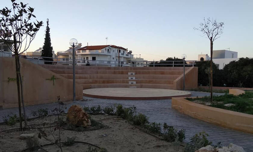 Εικόνες - σοκ στην Κρήτη: Μπήκαν στο καινούριο πάρκο κι έφυγαν με κλάματα (pics)