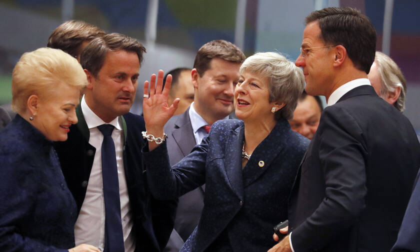 Αναβολή του Brexit σε δύο στάδια εξετάζουν οι ηγέτες της ΕΕ