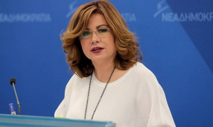 Τα «μαζεύει» η Σπυράκη από τη ΝΔ - Αυτή είναι η νέα εκπρόσωπος Τύπου του κόμματος (pics)