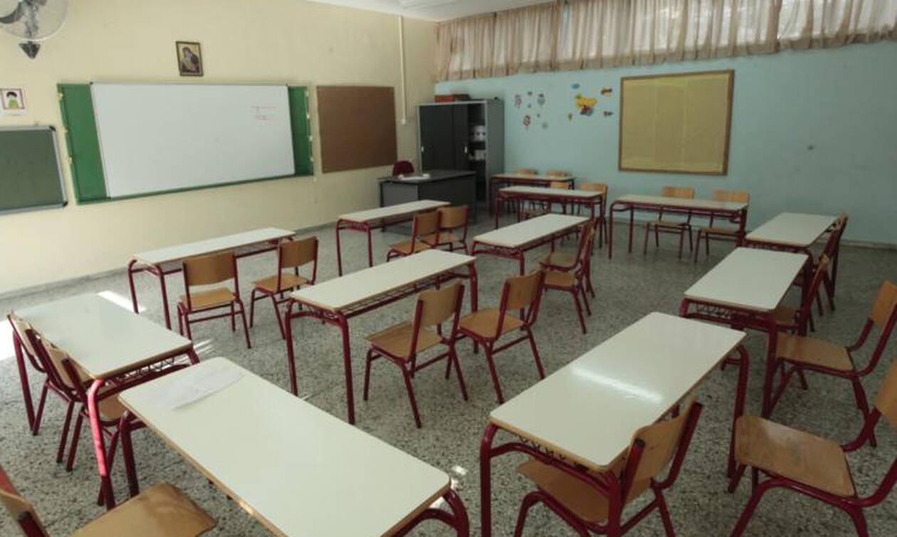 Επικίνδυνος παιδόφιλος στήνει καρτέρι σε σχολεία της Αθήνας  