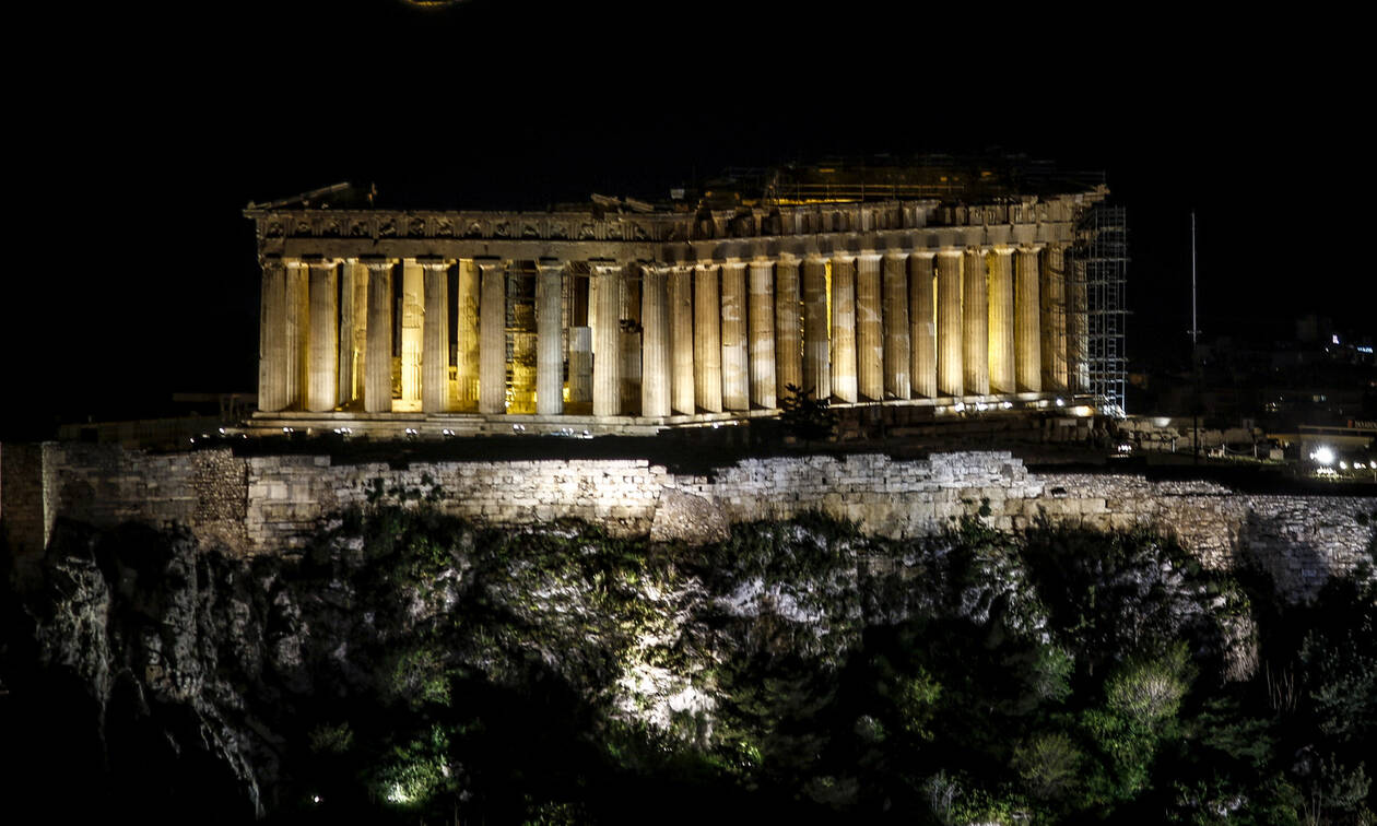 «H Ώρα της Γης»: Δείτε γιατί θα βυθιστεί στο σκοτάδι η Ελλάδα το Σάββατο