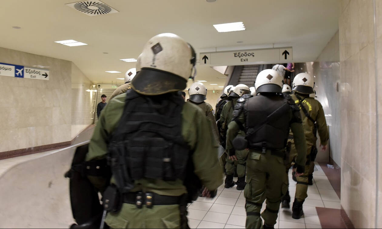 Ενισχύεται η παρουσία της Αστυνομίας σε σταθμούς Μετρό και λεωφορεία