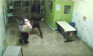 Ντοκουμέντο: Καρέ - καρέ η δολοφονία ποινικού στις φυλακές Κορυδαλλού (ΣΚΛΗΡΟ ΒΙΝΤΕΟ)