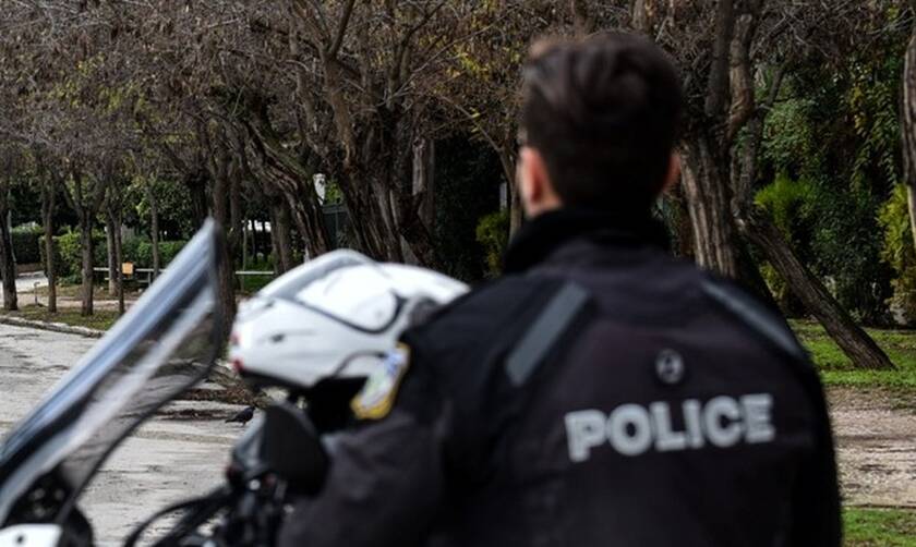 Κρήτη: Πλησίαζε ανήλικους προσποιούμενος τον αστυνομικό και τους έκλεβε το χαρτζιλίκι    