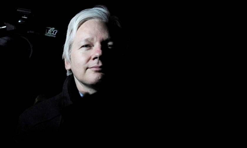 Τζούλιαν Ασάνζ: Ποιος είναι ο Mr. WikiLeaks