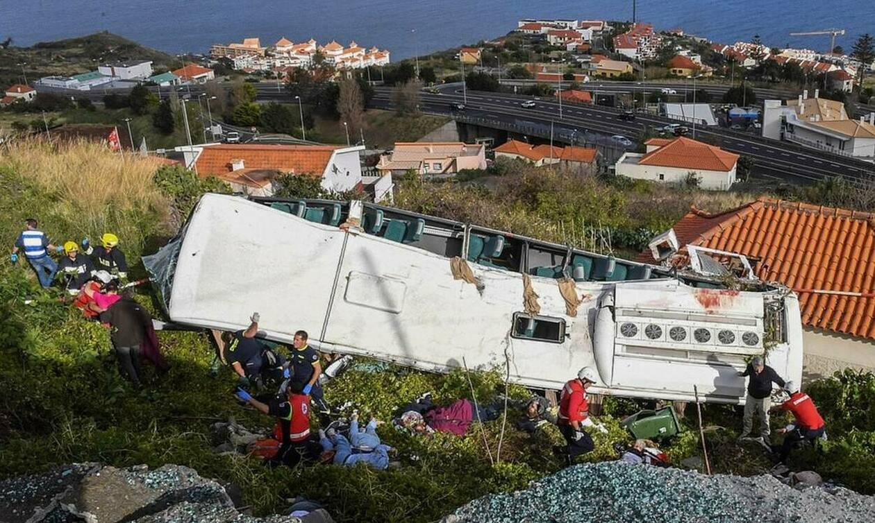 Πορτογαλία: Συγκλονίζει το βίντεο από τη στιγμή της πτώσης του λεωφορείου σε χαράδρα