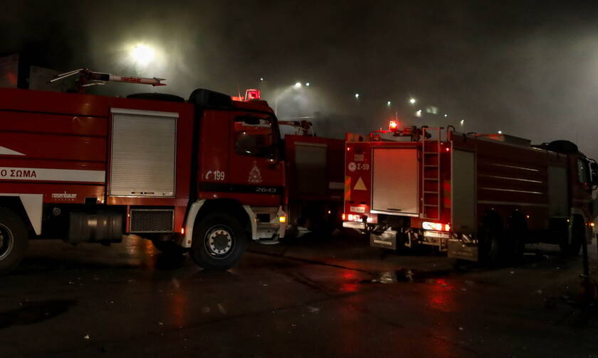 Κοζάνη: Πυρκαγιά σε σπίτι στα Σέρβια - Κινδύνεψε ηλικιωμένη (vid)