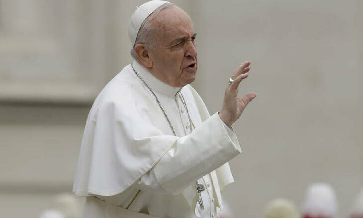 Πάπας Φραγκίσκος στους κομμωτές: «Μην κουτσομπολεύετε»