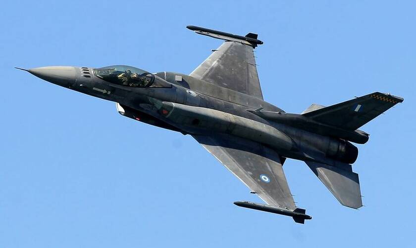 Χαμηλή πτήση τουρκικού F-16 πάνω από τη νήσο Ρω