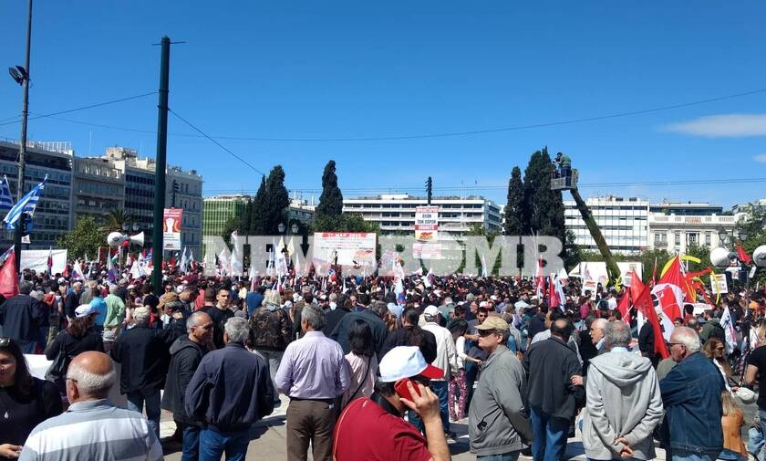 Πρωτομαγιά 2019: Σε εξέλιξη οι συγκεντρώσεις στο κέντρο της Αθήνας (pics)