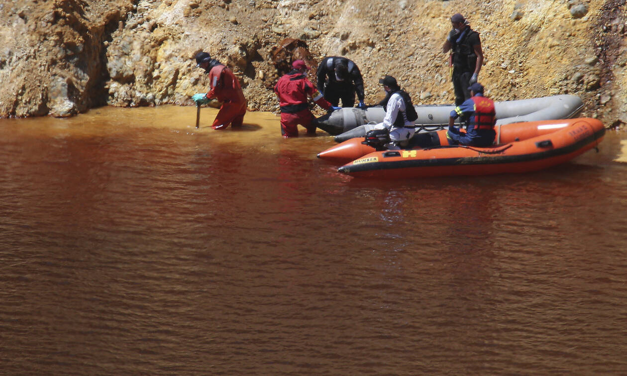 Serial killer Κύπρος: «Πάγωσε» το αίμα των δυτών – Ανασύρθηκε νέα βαλίτσα από τη λίμνη του «θανάτου»
