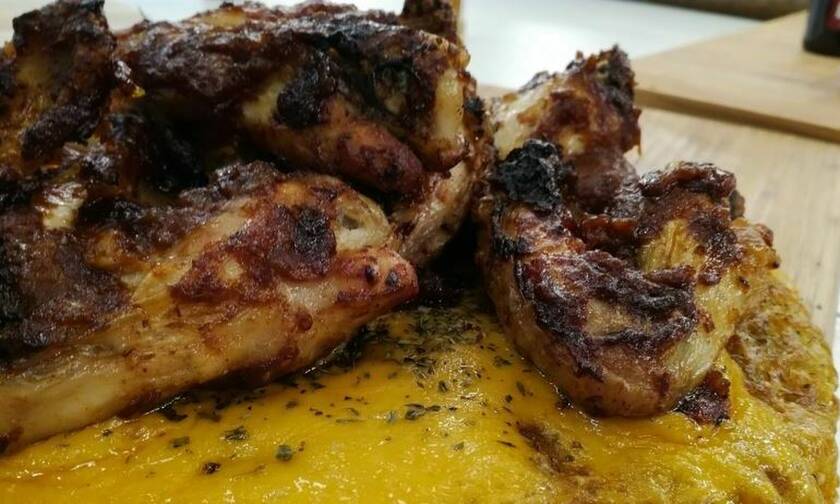 Η συνταγή της ημέρας: Φτερούγες κοτόπουλου με BBQ sauce