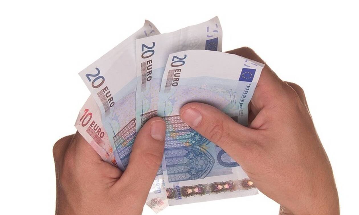 Ακατάσχετος λογαριασμός: Aυξάνεται στα 1.250 ευρώ