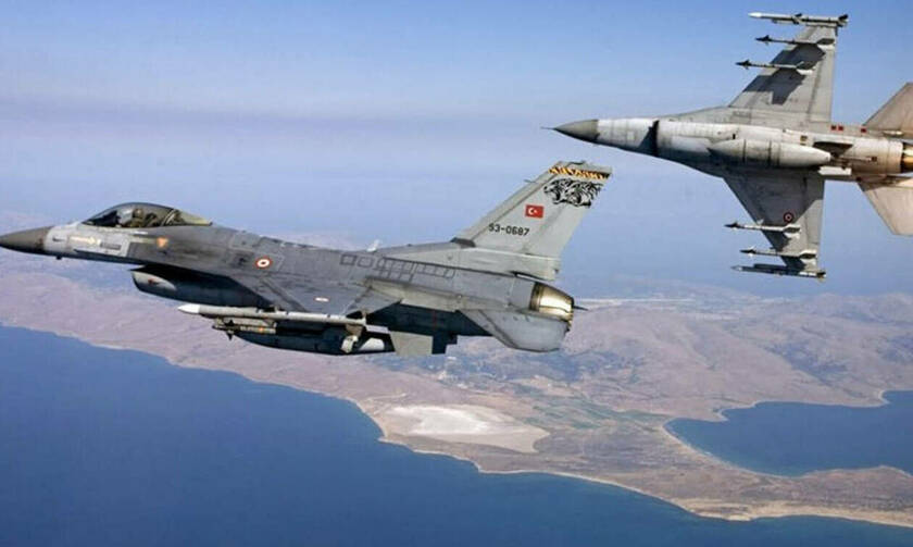 «Σουρωτήρι» και πάλι το Αιγαίο: 65 τουρκικές παραβιάσεις και δύο εικονικές αερομαχίες