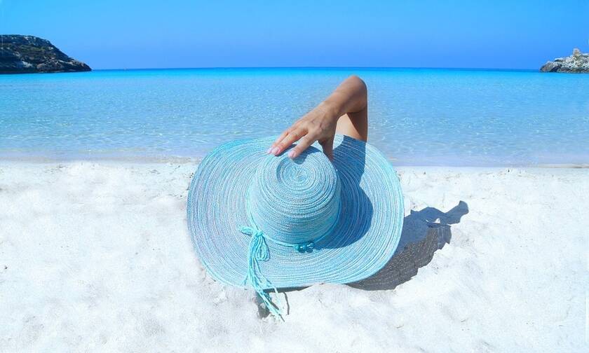 «Travel+Leisure»: Δύο ελληνικά νησιά στις 10 καλύτερες προτάσεις για τις διακοπές σας (pics)